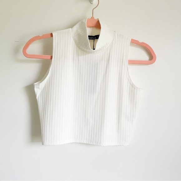 NWT Boohoo White Anna Ribbed Mock neck crop top sz 6 - Picture 1 of 4